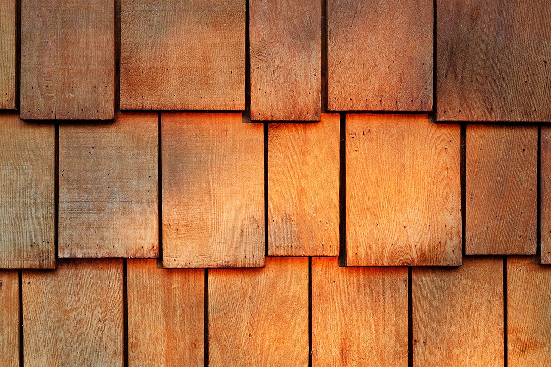 Reddish cedar shingles